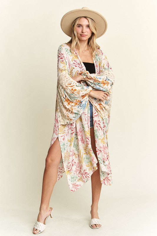 Cream Pink Kimono With Lace Detail